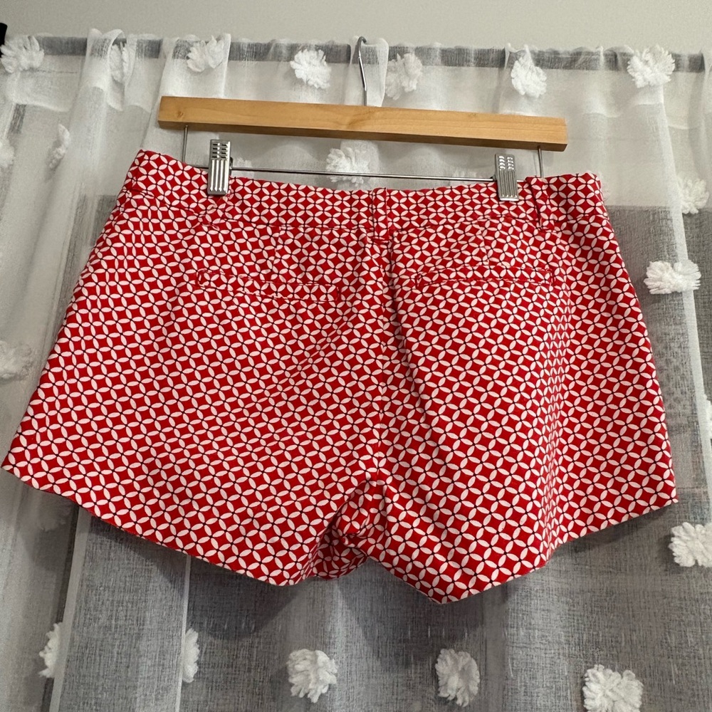 Adorable J Crew Red Patterned Women's Shorts with Button Detail - Size 6